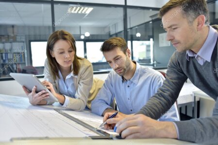 Planungs- und Bauphysikteam von NeoRock bei der Projektbesprechung
